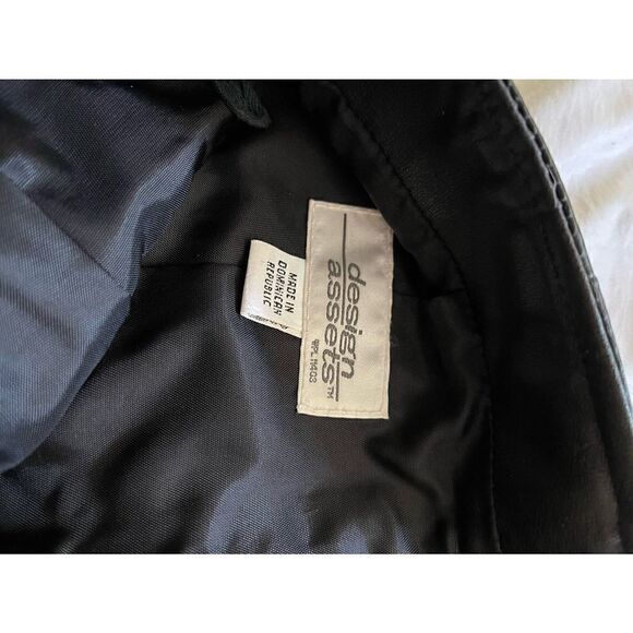 Vintage design assets leather pencil skirt. Size 8 - Picture 5 of 6